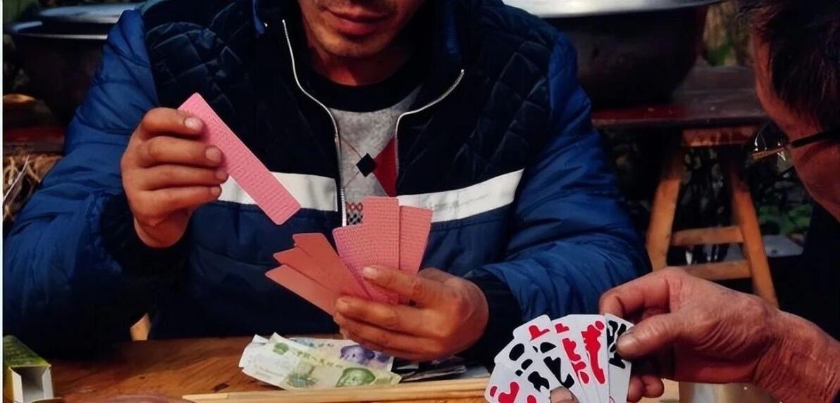 叶子戏演变过程_:泸州大贰历史渊源_泸州麻将