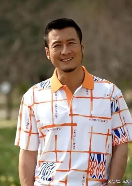 孙兴从巅峰跌落驾驶挖掘机 维生事业转型 戏剧演员孙兴人生起伏_孙兴骆莉娜