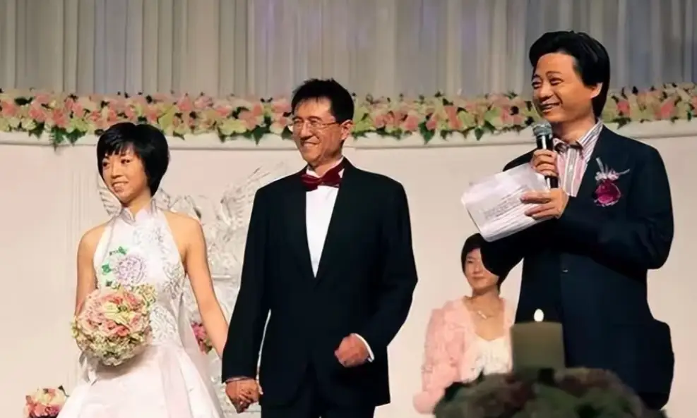徐威和袁立结过婚吗?_袁立徐威为什么不结婚_徐威袁立感情结局