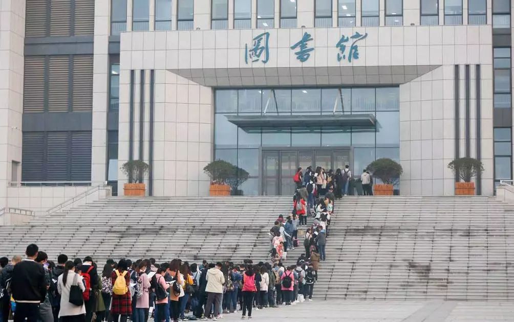 考研报考人数增长趋势分析_考研 知乎_2019年考研国家分数线预测