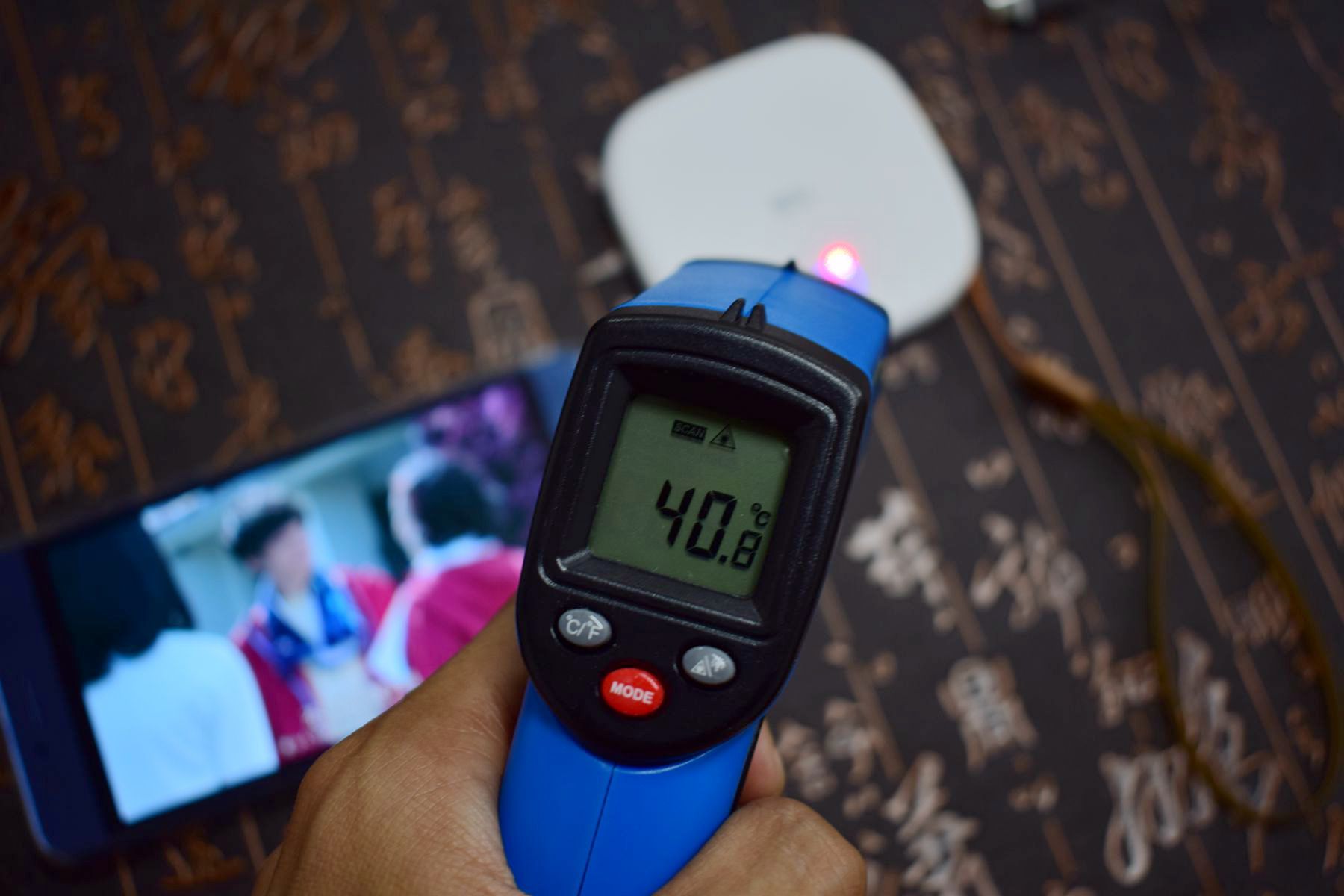 酷刻追剧神器Z2 pro_电脑上什么软件可以专门看韩剧_自动追剧神器评测