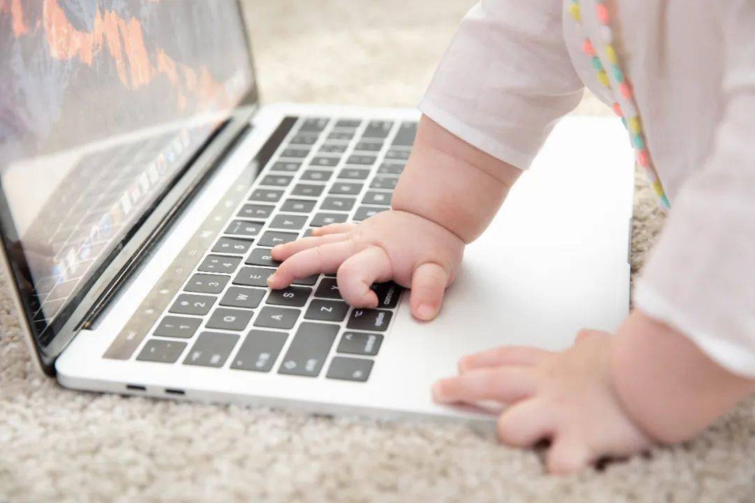 促进幼儿大脑发育_怀孕小游戏_幼儿感觉学习