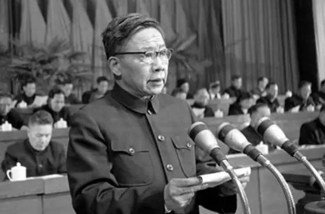 陆定一的生平事迹_陆定一新闻_陆定一与八七会议