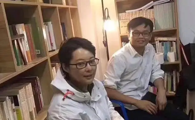 袁立原生家庭重男轻女_袁立徐威有孩子吗_袁立演艺圈经历