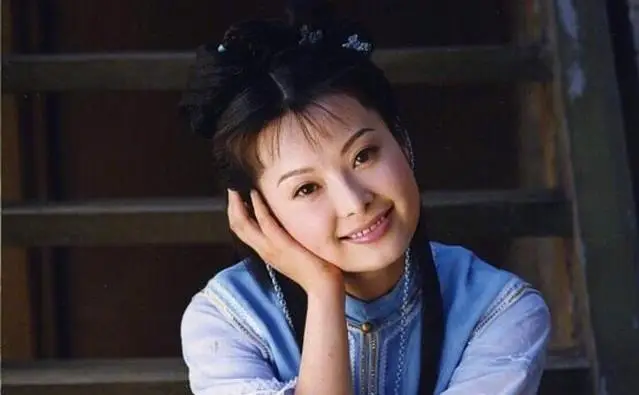 袁立原生家庭重男轻女_袁立徐威有孩子吗_袁立演艺圈经历