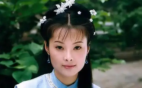 袁立演艺圈经历_袁立原生家庭重男轻女_袁立徐威有孩子吗