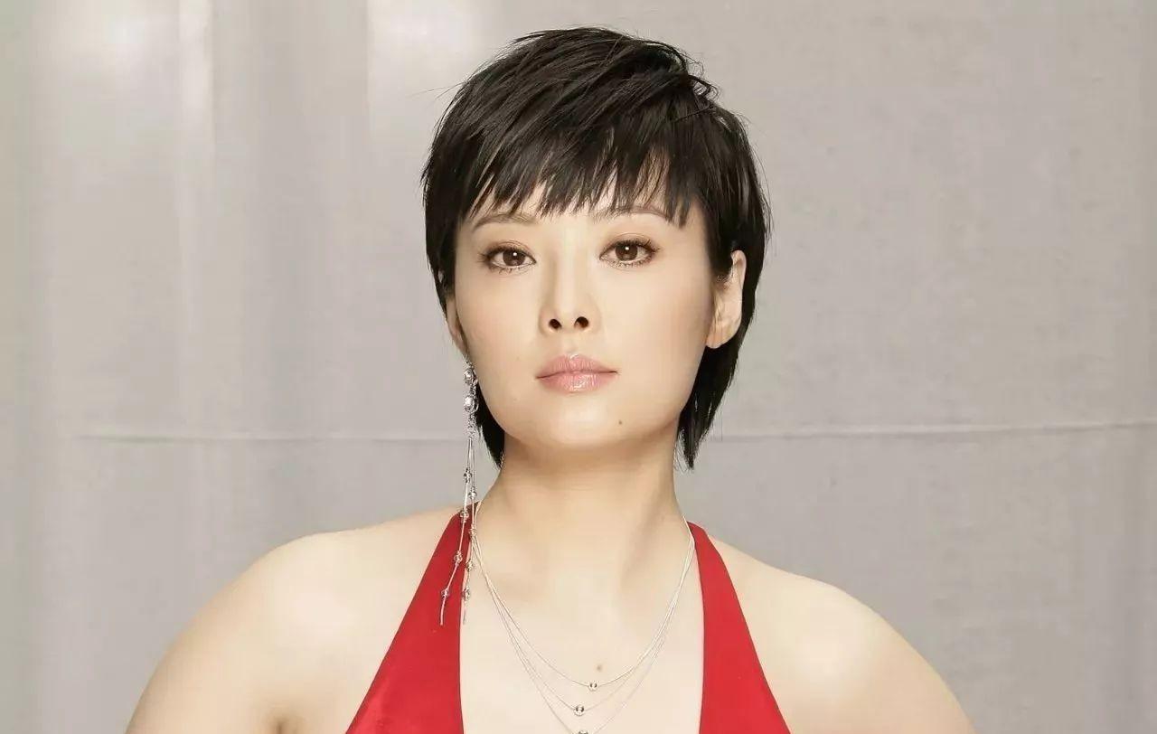 袁立徐威有孩子吗_袁立恋爱经历_袁立婚姻史