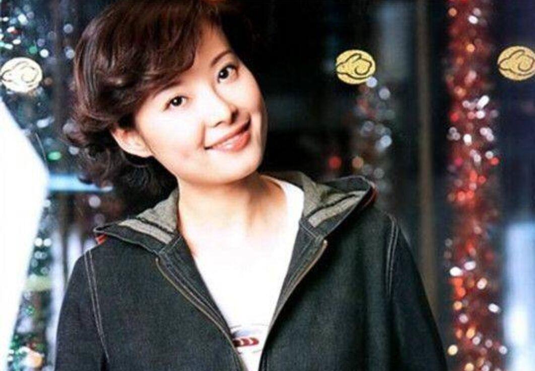 袁立徐威有孩子吗_袁立婚姻史_袁立恋爱经历