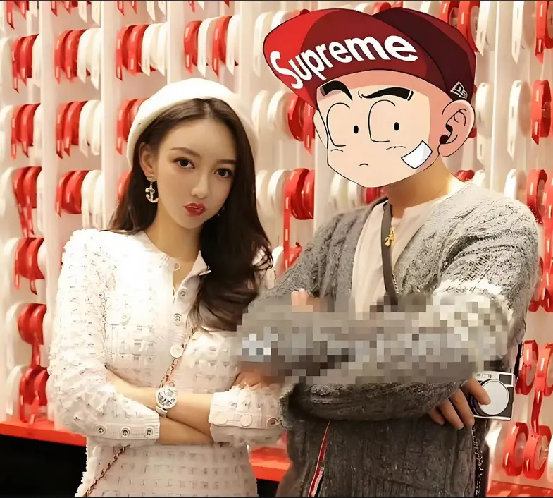 黄晓明叶珂官宣恋情_叶珂怀孕爆料_骆莉娜分手费