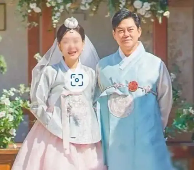 金秀贤父亲新婚新娘信息_金秀贤父亲第三次婚姻_金秀贤父母离婚