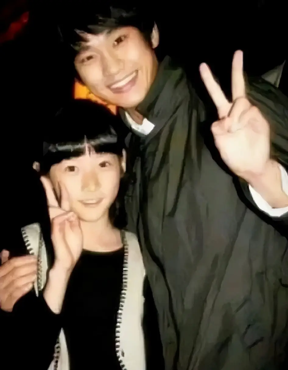 金秀贤父母离婚_金秀贤择偶观自私大男子主义_金秀贤童年创伤与人格塑造