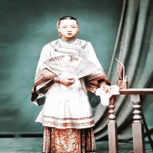 民国老照片_抗日战争历史照片_日本另类虐女图片