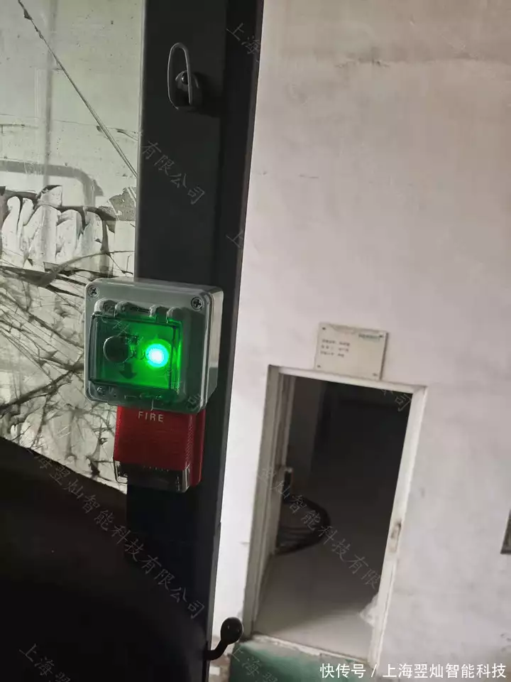 工程车电气故障导致短路引发火灾_工程车_工程车燃油泄漏接触高温部件自燃