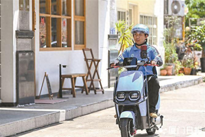 一边当骑手，一边游厦门，江西大学生来厦体验特别的暑期兼职
