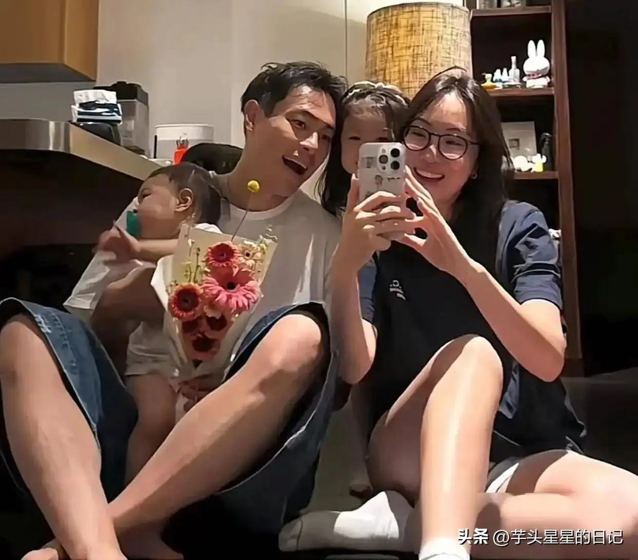 中年男星抗癌与三胎孕妻_杨祐宁父亲癌症与妻子怀孕_杨祐宁父亲离世