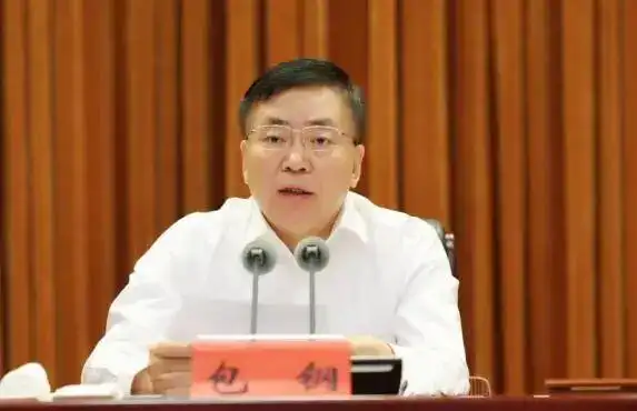 包钢 内蒙古自治区党委副书记_包钢 任命 自治区人民政府副主席_包钢代理内蒙古自治区人民政府主席
