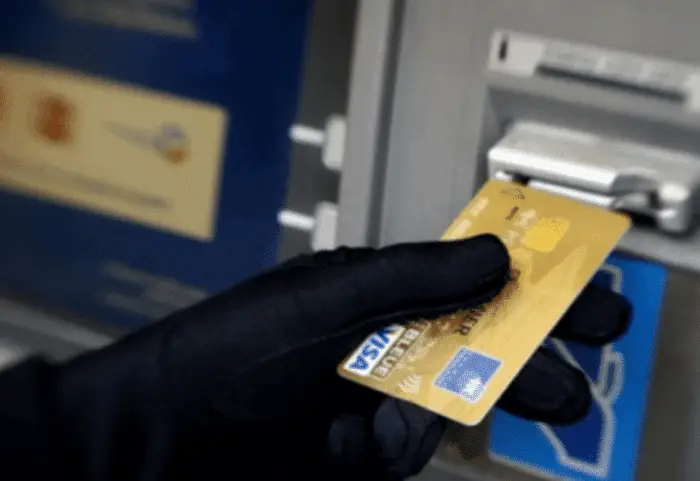 青少年上网陷阱_谁有免费的黄色网站_不健康网站危害