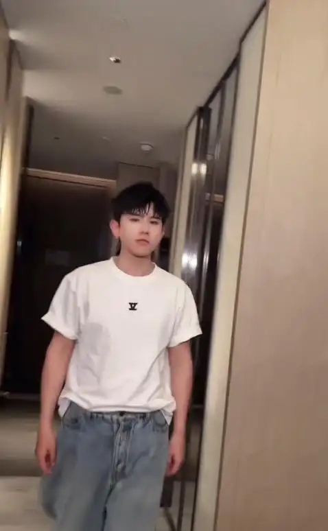 张杰娱乐新闻_张杰谢娜感情经历_张杰央视获奖音乐电影