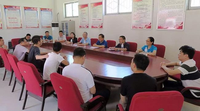 河南省大学生村官_上蔡县张宇村定点扶贫_省工业和信息化厅扶贫工作