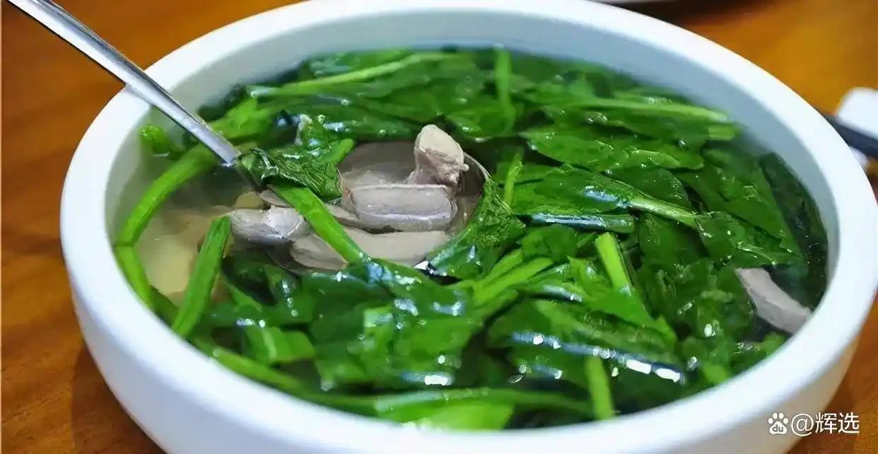 土豆汤_清爽土豆蔬菜汤食谱_土豆浓汤做法