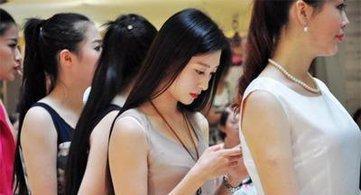 在东莞厚街喜来登酒店“消费”时，见过最霸气的车牌！