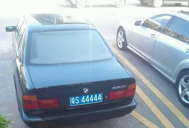 在东莞厚街喜来登酒店“消费”时，见过最霸气的车牌！