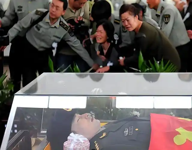 青州二炮沈星_沈星 军人 投身救孩子_沈星 南阳河 舍己为人