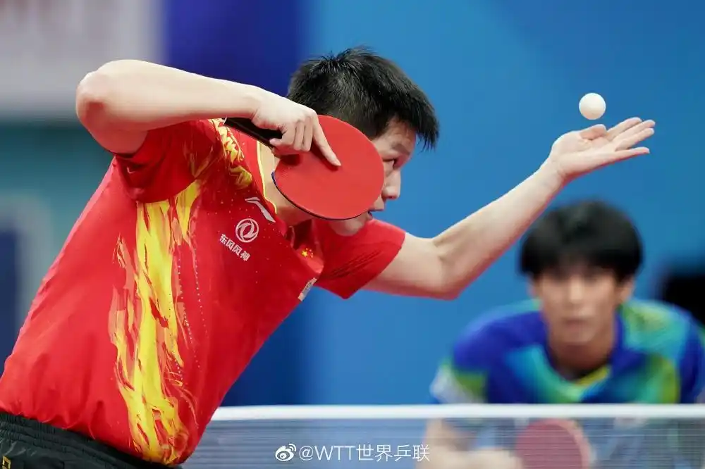 樊振东先声夺人王楚钦自我救赎 世乒赛男团半决赛中国3:2险胜日本