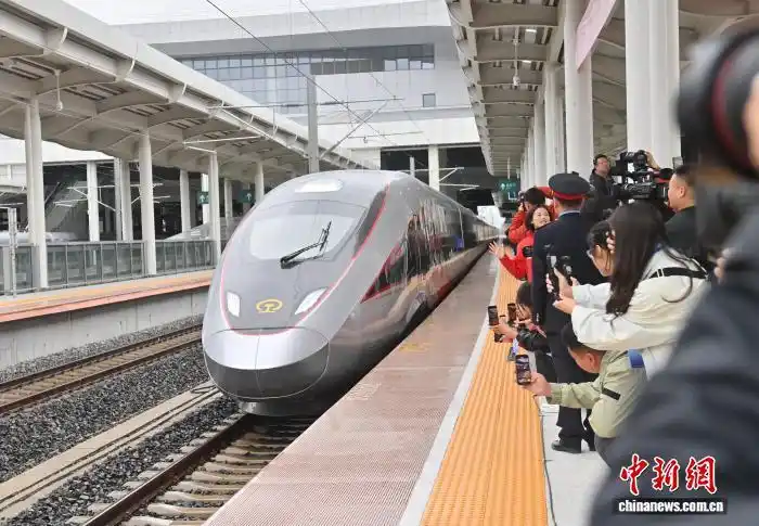 长白山冰雪奇缘 产品体系升级_长白山粉雪小镇 云顶天宫 雪雕_长白山“云顶天宫”即将回归