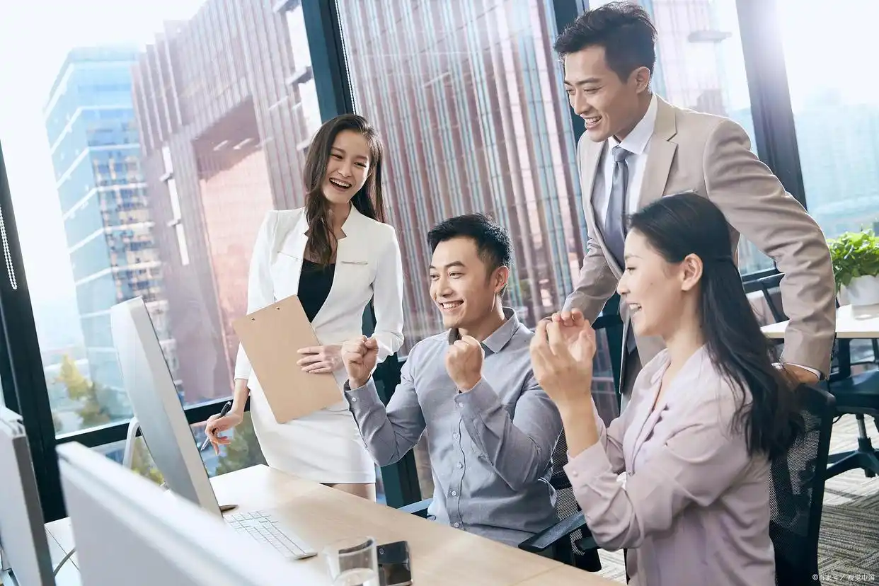 工作帽子的礼仪_仪容礼仪_职场礼仪