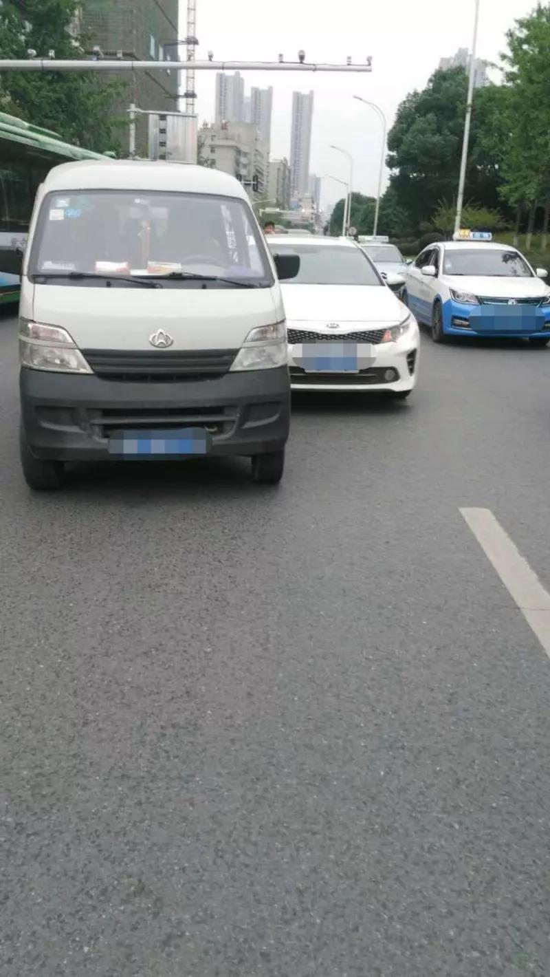 “碰瓷”团伙20个月疯狂作案500起，武汉交警将其一网打尽！