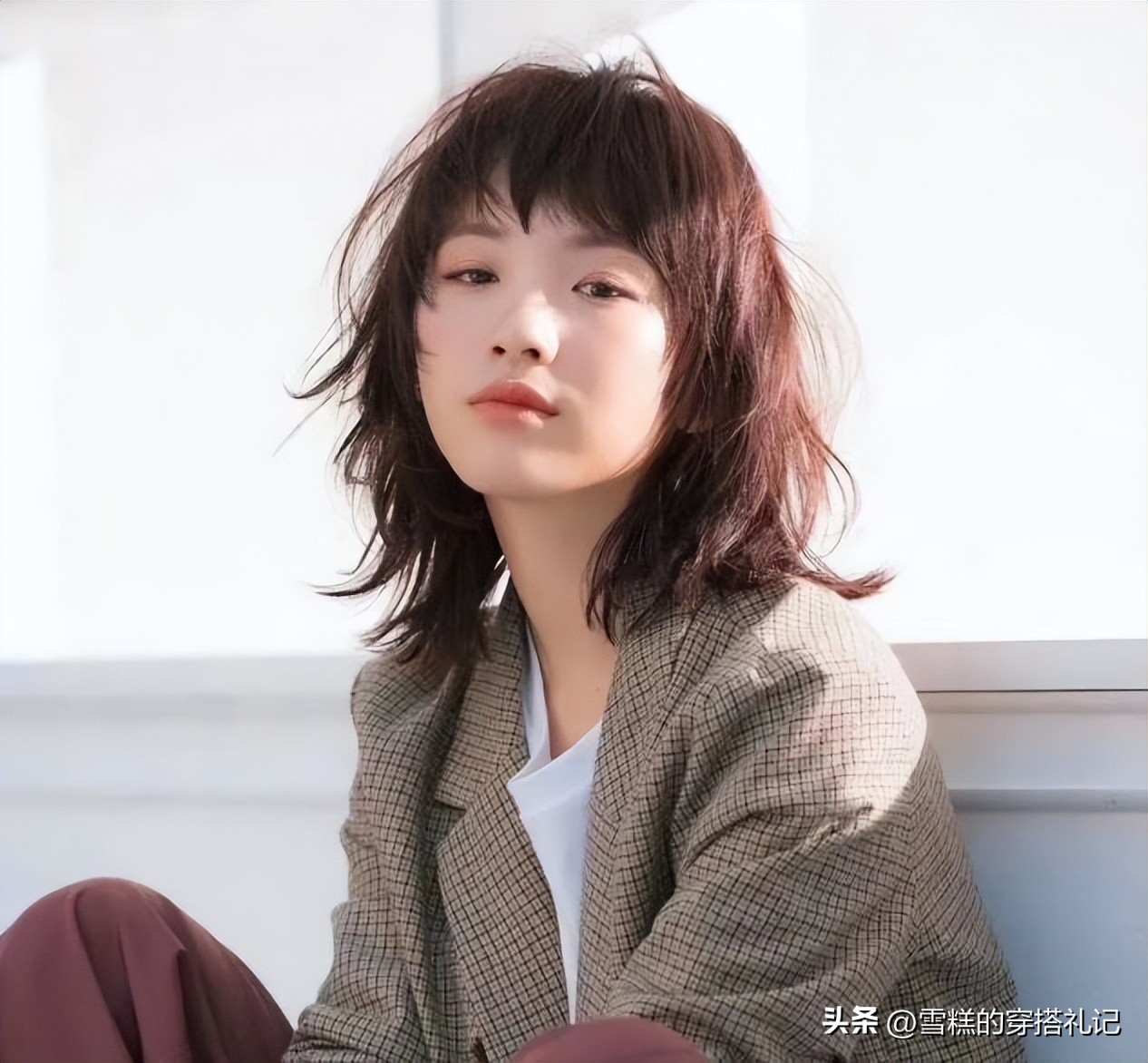 中长发梨花烫内扣发型_换季发型指南_脸大脖子粗如何选烫发