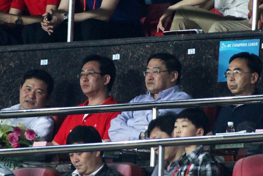 许家印“铁杆心腹”被罚_许家印 恒大足球 俱乐部管理