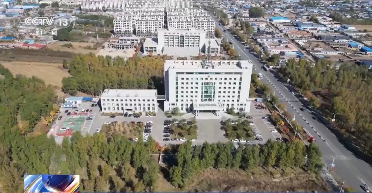 汽枪瞄准镜_警用手枪与气枪杀伤力对比_自制气枪威力测试