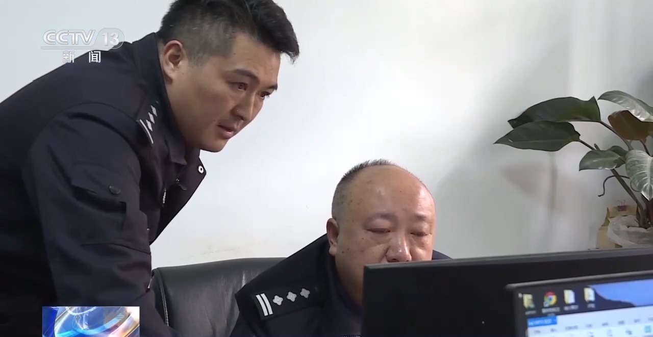 警用手枪与气枪杀伤力对比_汽枪瞄准镜_自制气枪威力测试