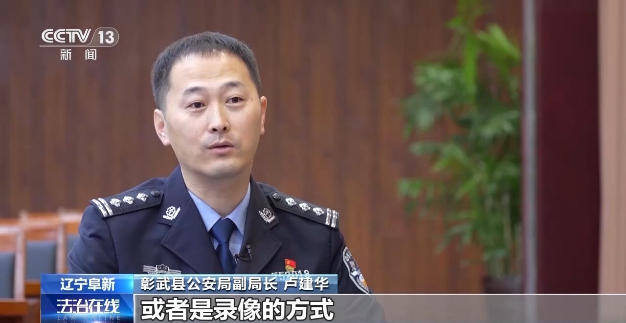 警用手枪与气枪杀伤力对比_自制气枪威力测试_汽枪瞄准镜