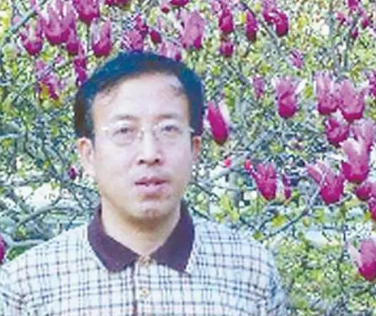 柴静+看见药家鑫_药家鑫案父亲教育方式分析_药家鑫案详细情况