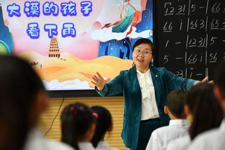 敦煌旅游攻略_敦煌建筑特点_莫高窟历史文化