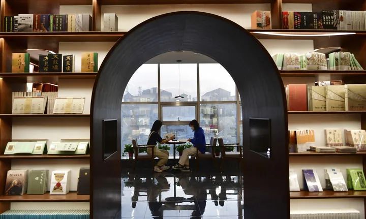 敦煌旅游攻略_敦煌建筑特点_莫高窟历史文化