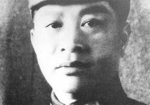 叶立培有几个儿子_叶挺革命精神_叶挺子女命运
