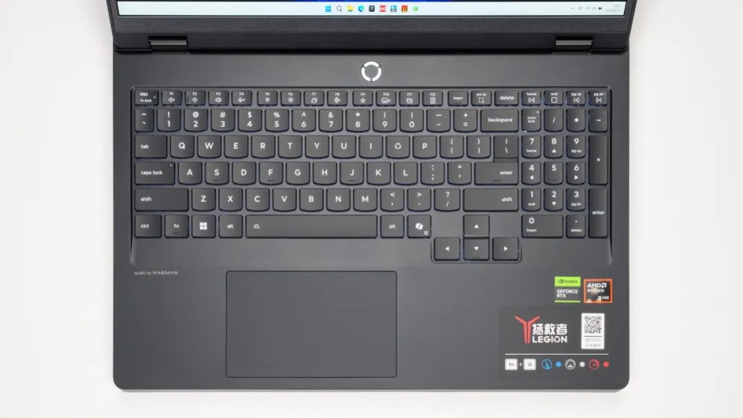 联想拯救者R7000P 2025评测_联想笔记本哪款玩游戏最好_RTX 5060 8GB游戏本性能分析