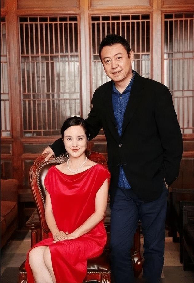 离开央视新闻联播的著名主播故事_中央13台新闻主持人_央视新闻联播离职主播名单
