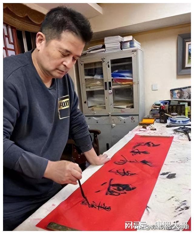 毕福剑智取威虎山原唱视频_毕福剑 智取威虎山_毕福剑智取威虎山视频内容