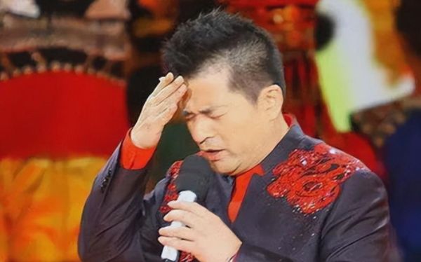 毕福剑早年经历与事业巅峰_毕福剑 智取威虎山_毕福剑星光大道被封杀原因