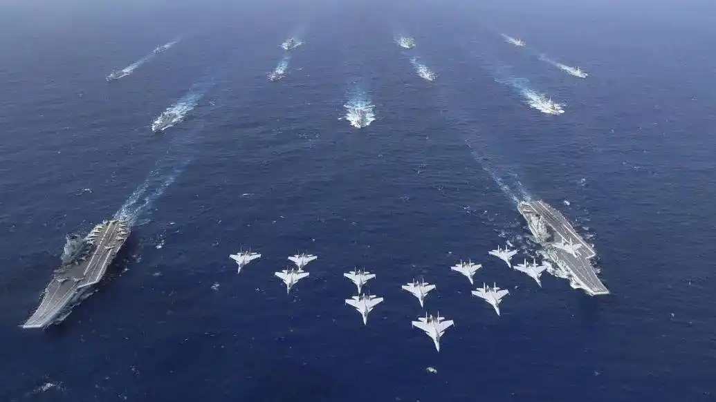 辽宁舰山东舰双航母演练分析_中国究竟需要几艘航母_中国海军双航母编队演练