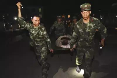 九寨沟地震次生灾害分析_九寨沟地震类型_新闻热评九寨沟地震