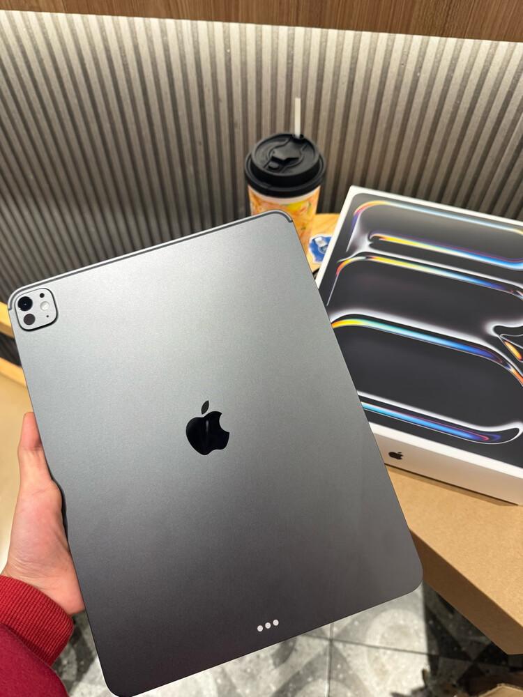 iPad 13 Pro M5 性能评测_M5 芯片 iPadOS 26 升级体验_苹果平板电脑什么游戏最好玩