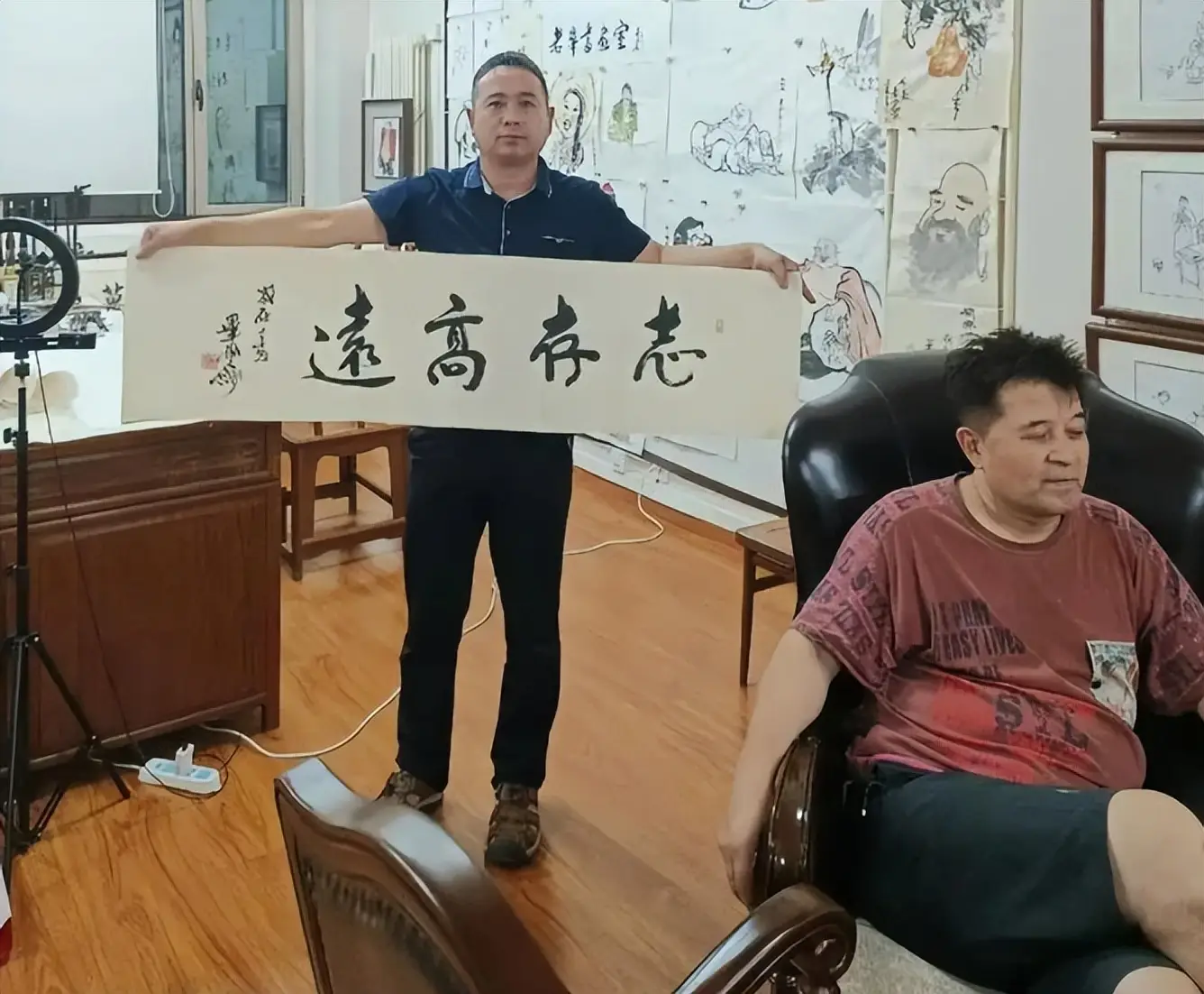 毕姥爷现状揭秘_毕福剑星光大道近况_饭局 毕福剑