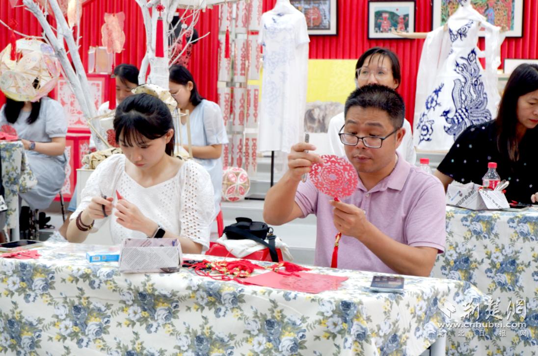 艺术减压体验馆_教师心理维护_教师减压的方法