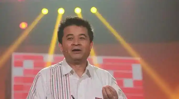 毕福剑 饭局_毕福剑星光大道争议_毕福剑不当言论公众反应